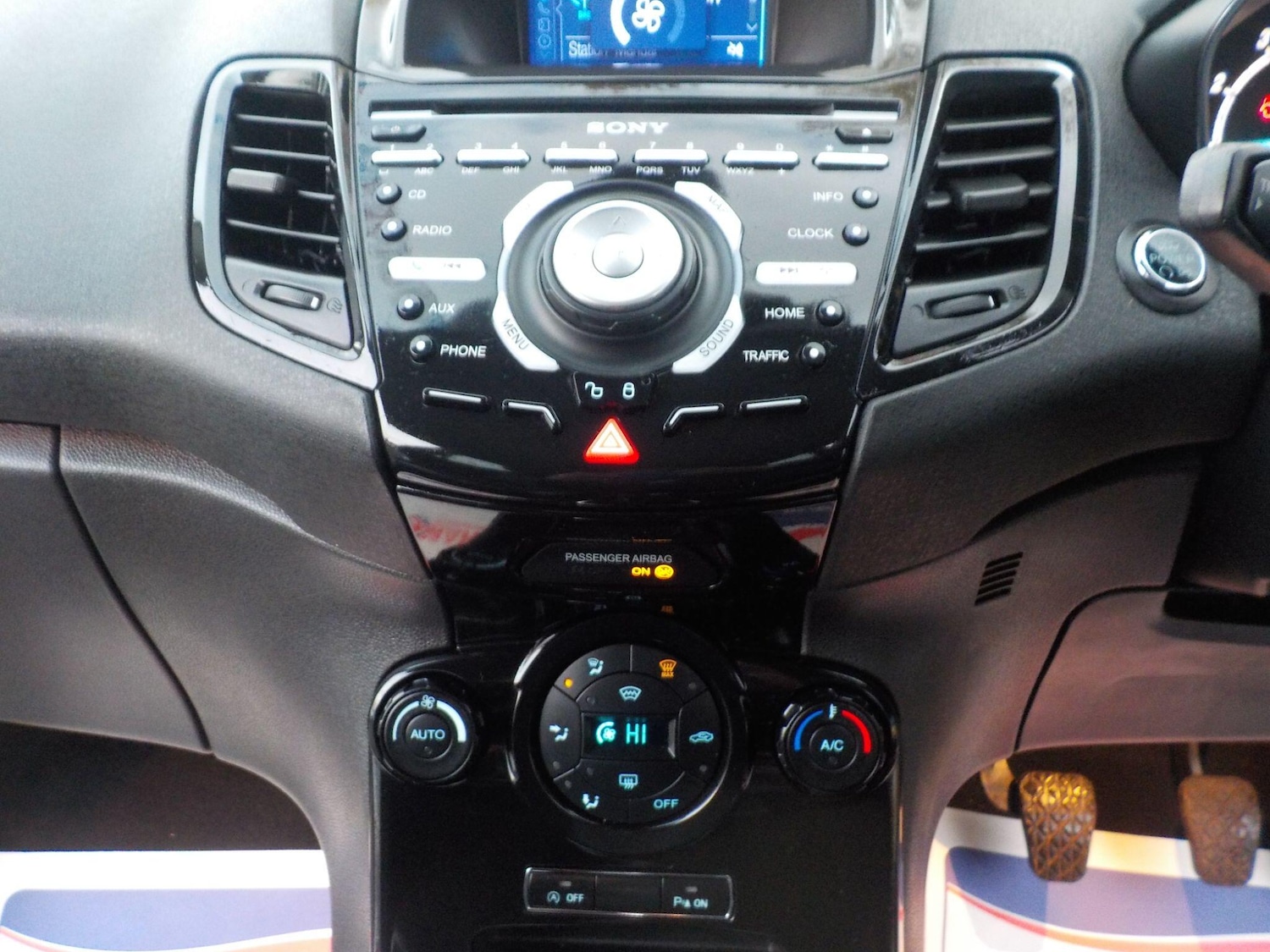 Used Ford Fiesta 2014 for sale - 76388220: Photo 17