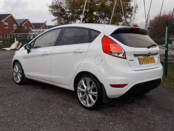 Used Ford Fiesta 2014 for sale - 76388220: Photo