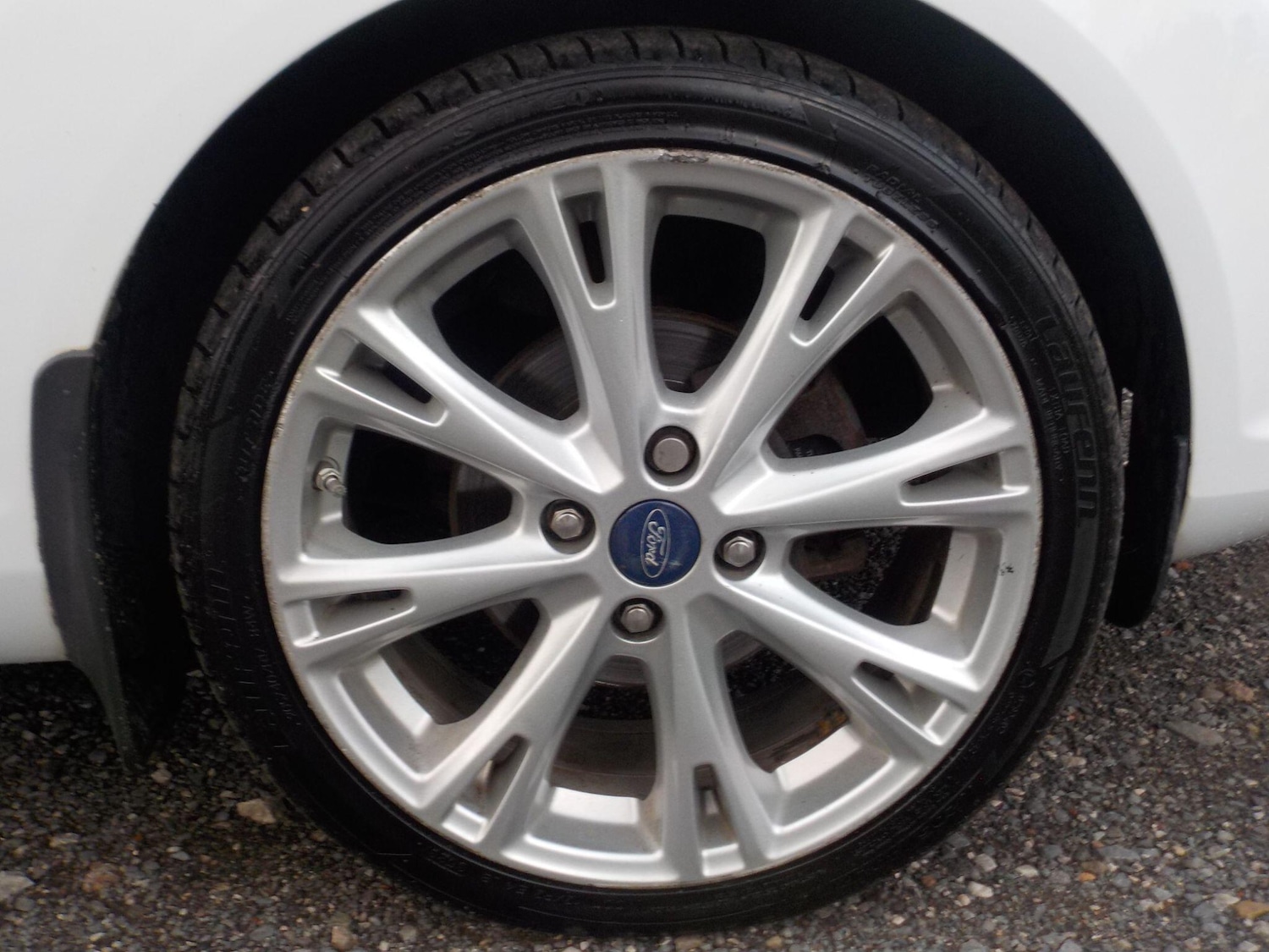 Used Ford Fiesta 2014 for sale - 76388220: Photo 9