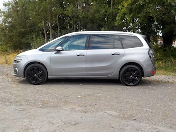 Used Citroen Grand C4 Picasso 2017 for sale - 79452869: Photo