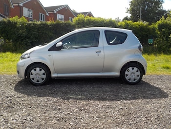 Used Toyota AYGO 2011 for sale - 78573672: Photo