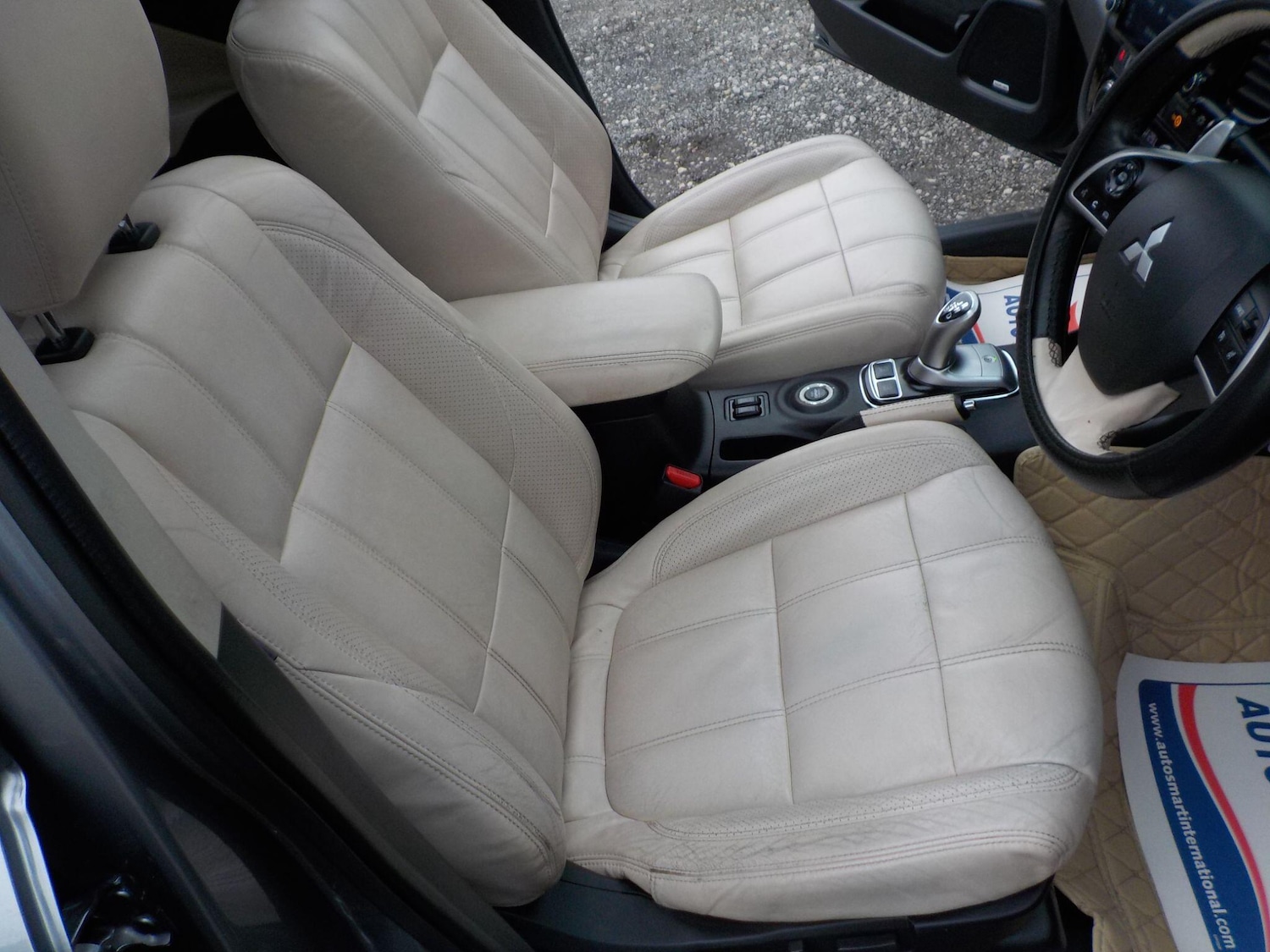 Used Mitsubishi Outlander 2015 for sale - 77456457: Photo 19