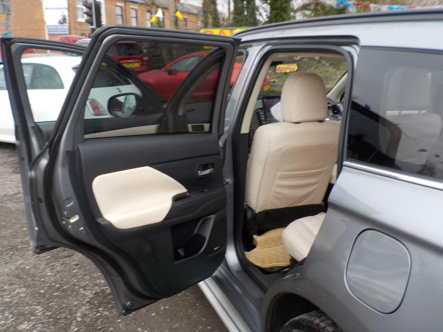 Used Mitsubishi Outlander 2015 for sale - 77456457: Photo 26