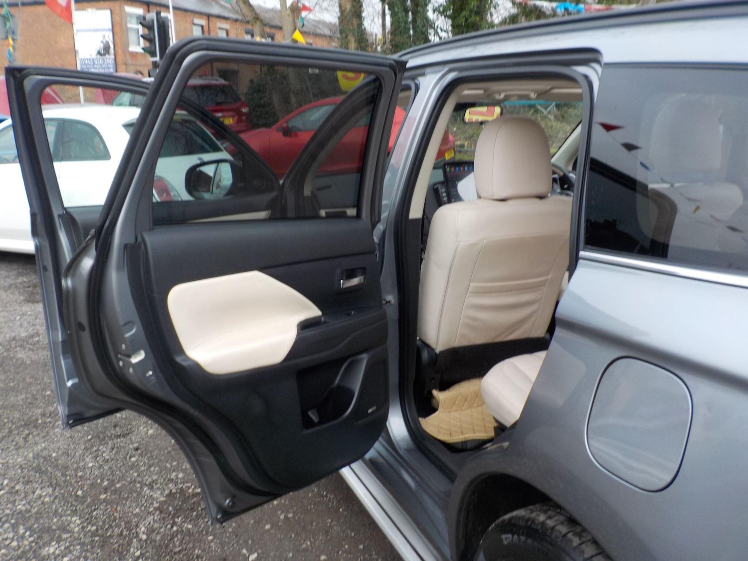 Used Mitsubishi Outlander 2015 for sale - 77456457: Photo 30