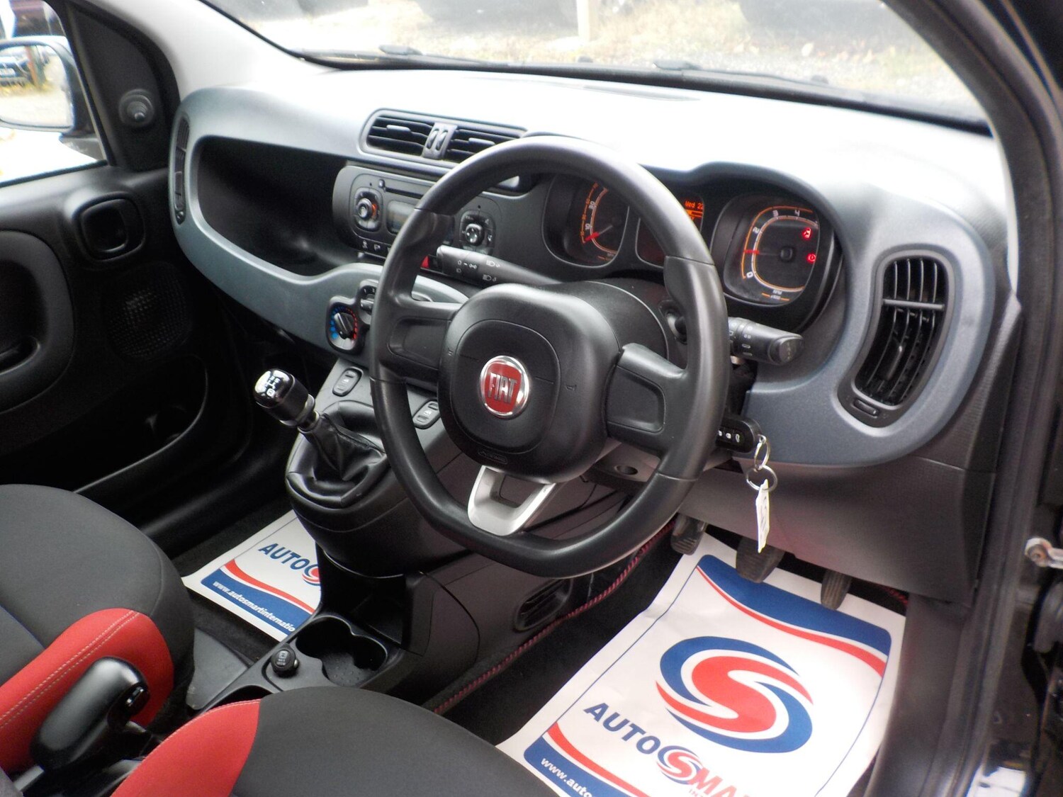 Used Fiat Panda 2017 for sale - 76094656: Photo 10