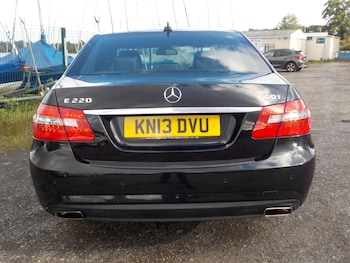 Used Mercedes-Benz E-Class 2013 for sale - 75781610: Photo