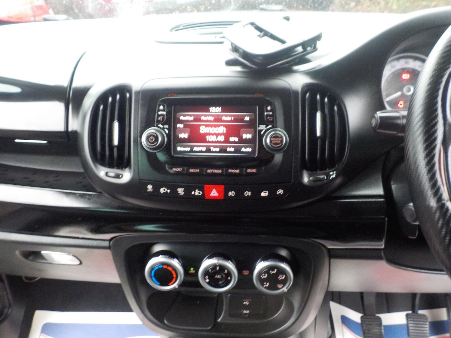 Used Fiat 500L 2014 for sale - 76952407: Photo 11