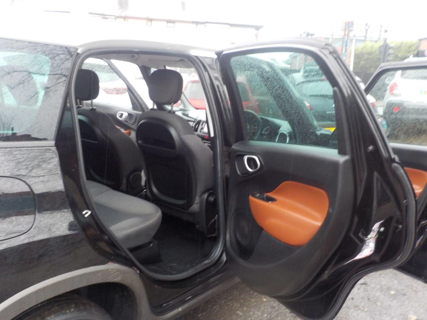 Used Fiat 500L 2014 for sale - 76952407: Photo 18