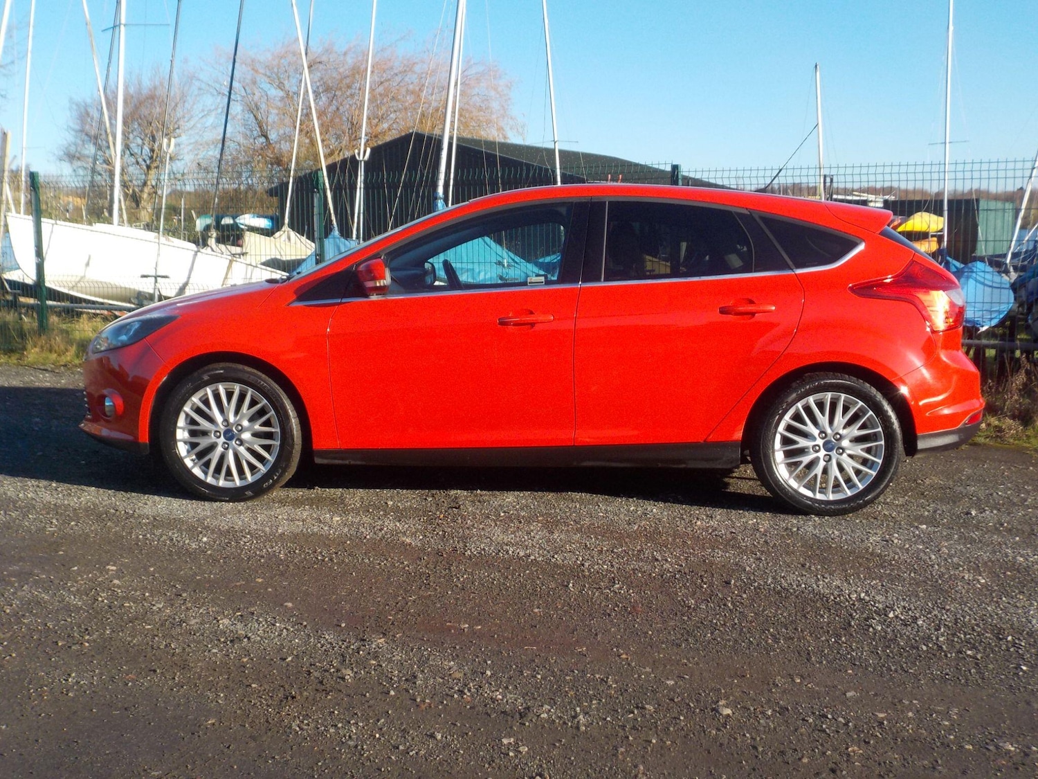 Used Ford Focus 2013 for sale - 76700972: Photo 2