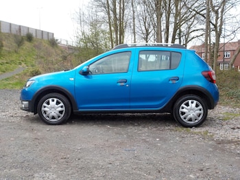 Used Dacia Sandero Stepway 2015 for sale - 78087147: Photo