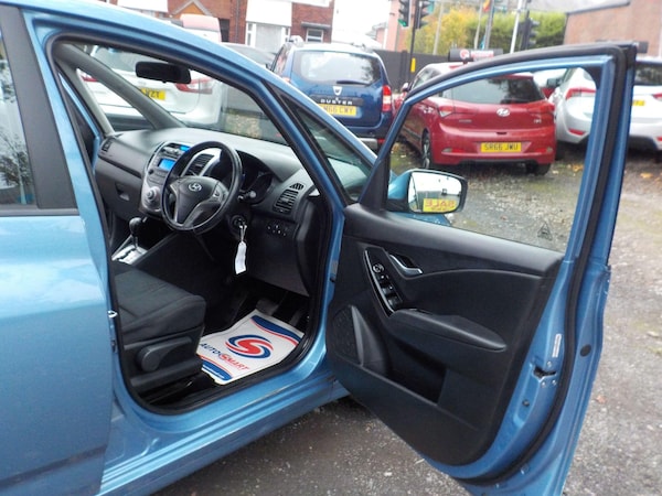 Used Hyundai Ix20 2011 for sale - 76239819: Photo 18