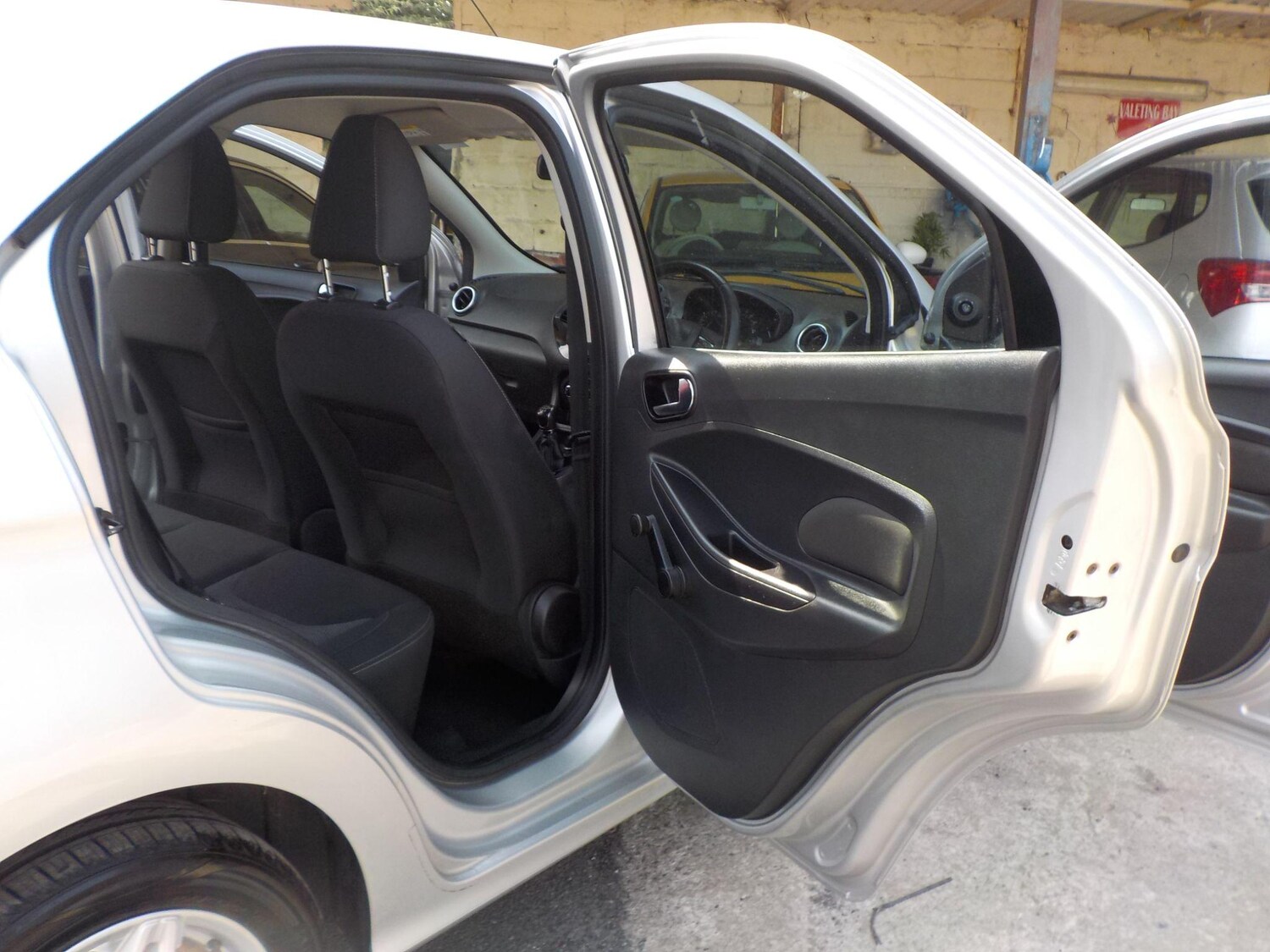 Used Ford Ka+ 2017 for sale - 76199797: Photo 21