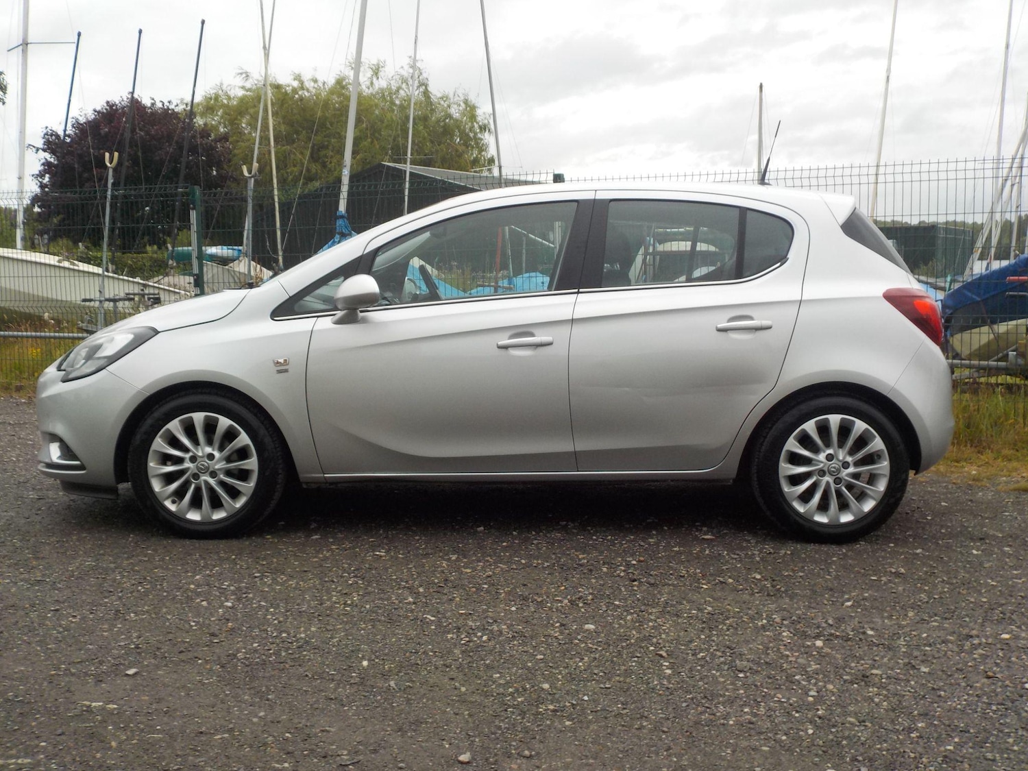 Used Vauxhall Corsa for sale - 76995083: Photo 2