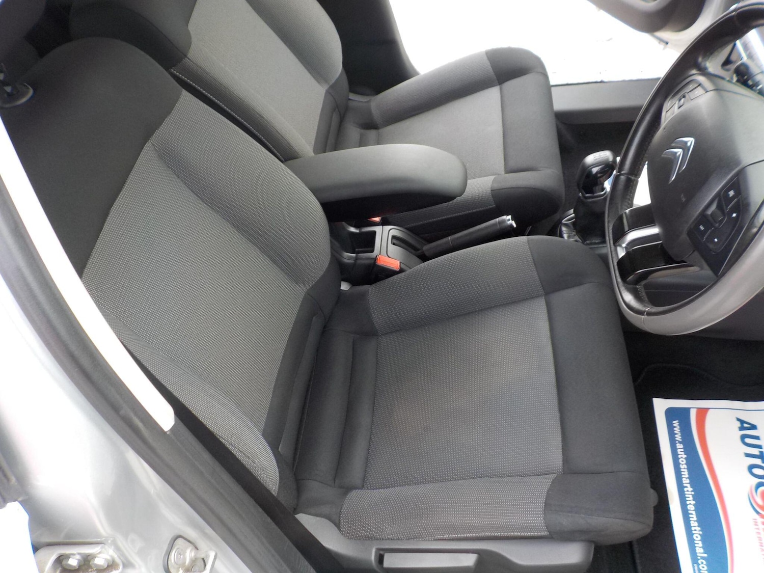 Used Citroen C4 Cactus 2015 for sale - 78086343: Photo 18