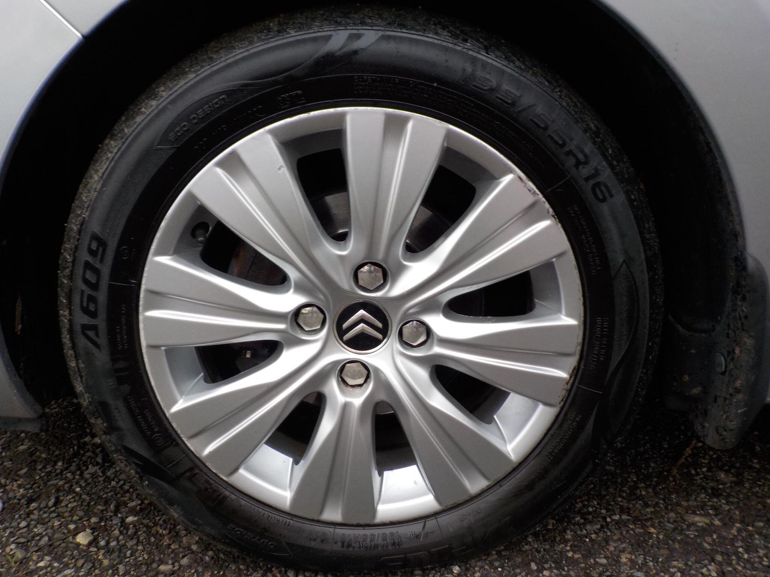 Used Citroen C3 Picasso 2010 for sale - 77040979: Photo 26