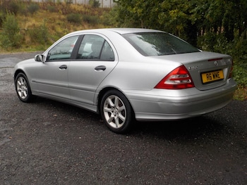 Used Mercedes-Benz C-Class 2004 for sale - 75953907: Photo