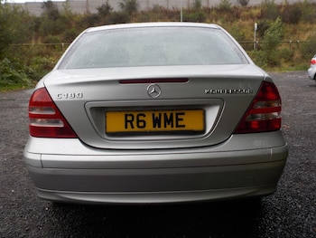 Used Mercedes-Benz C-Class 2004 for sale - 75953907: Photo
