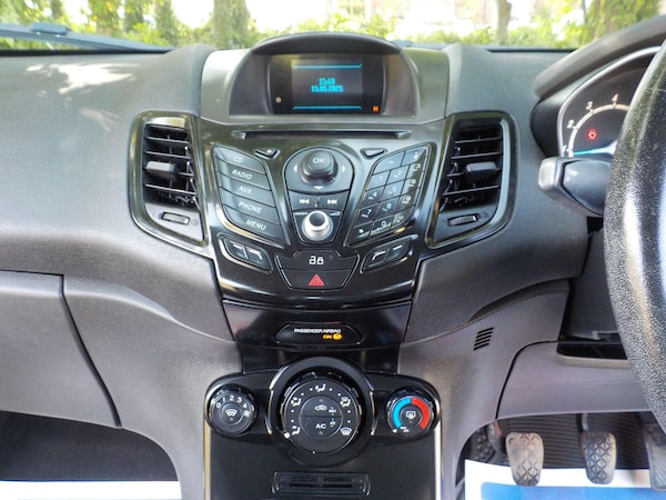 Used Ford Fiesta 2013 for sale - 74668182: Photo 14