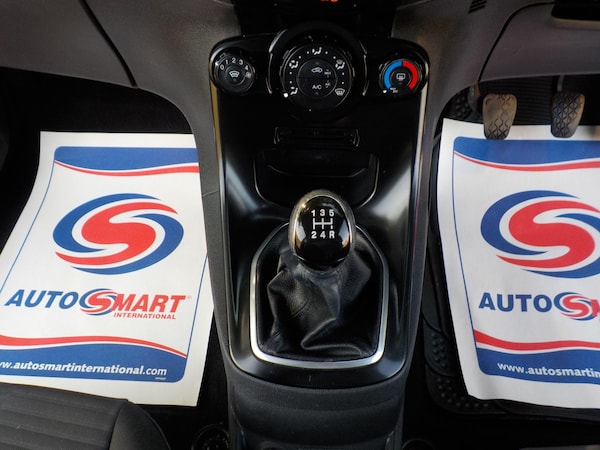 Used Ford Fiesta 2013 for sale - 74668182: Photo 16