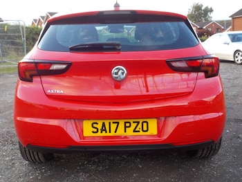 Used Vauxhall Astra 2017 for sale - 75781730: Photo