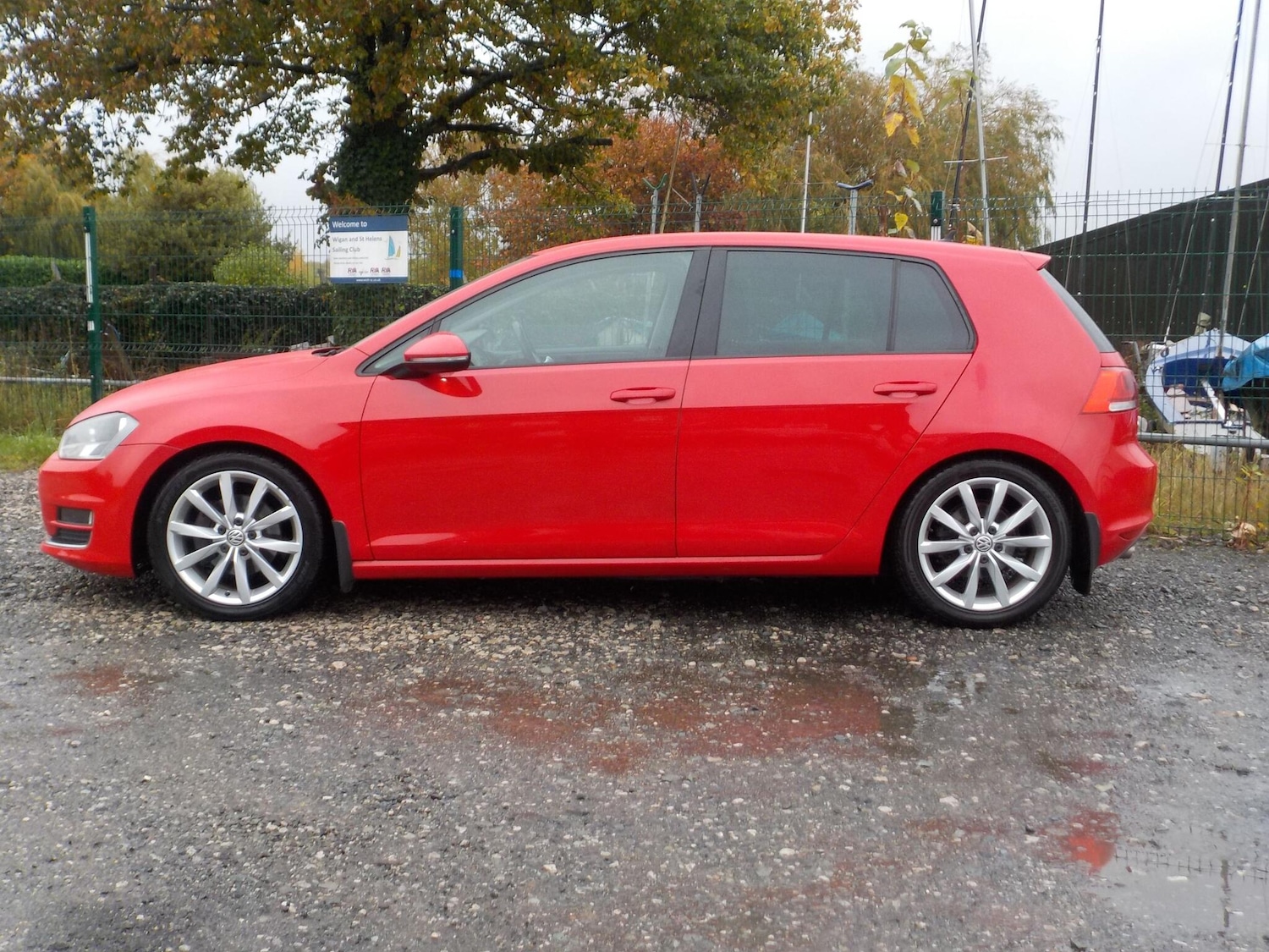 Used Volkswagen Golf 2014 for sale - 76380648: Photo 2