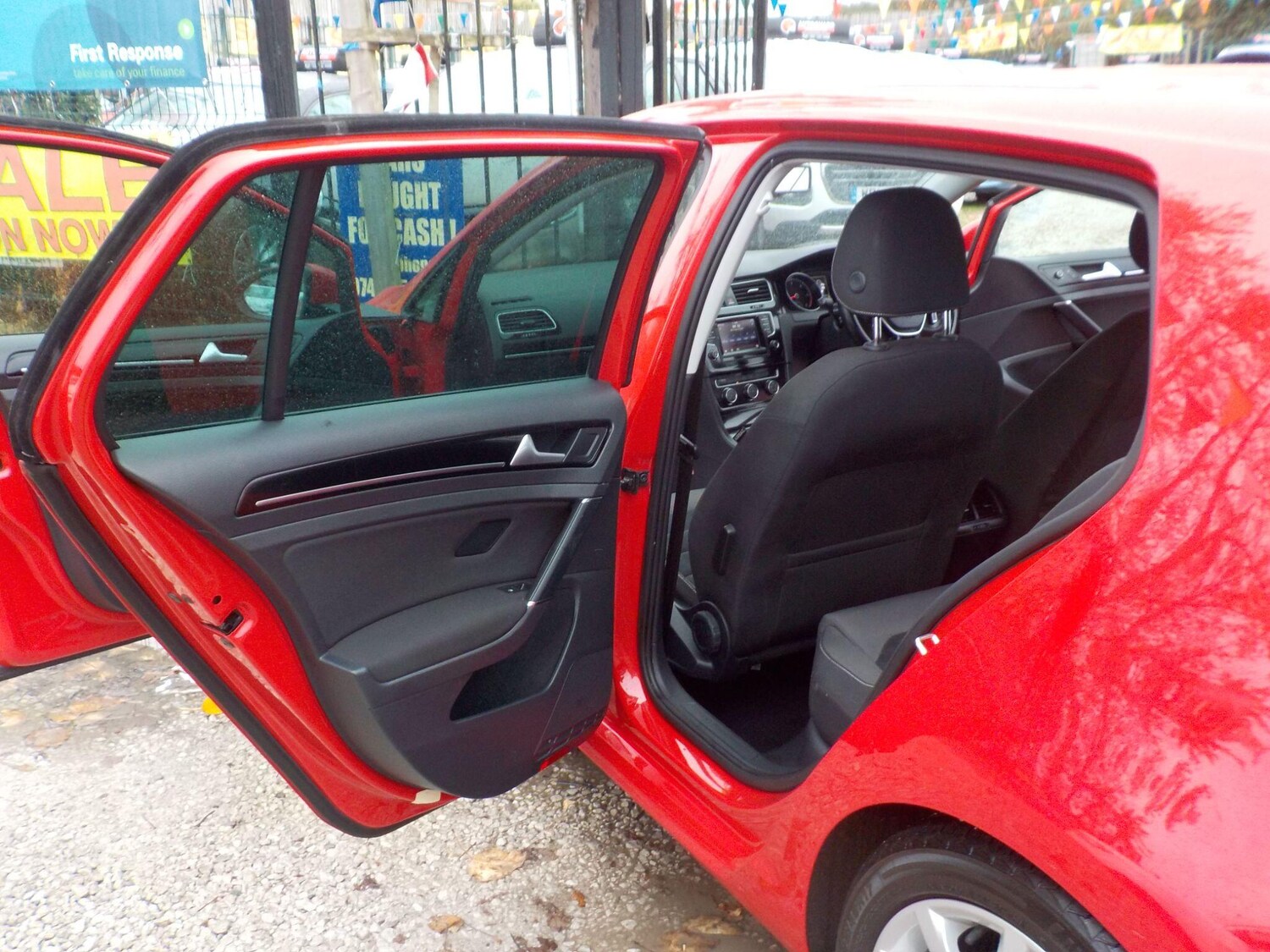 Used Volkswagen Golf 2014 for sale - 76380648: Photo 29