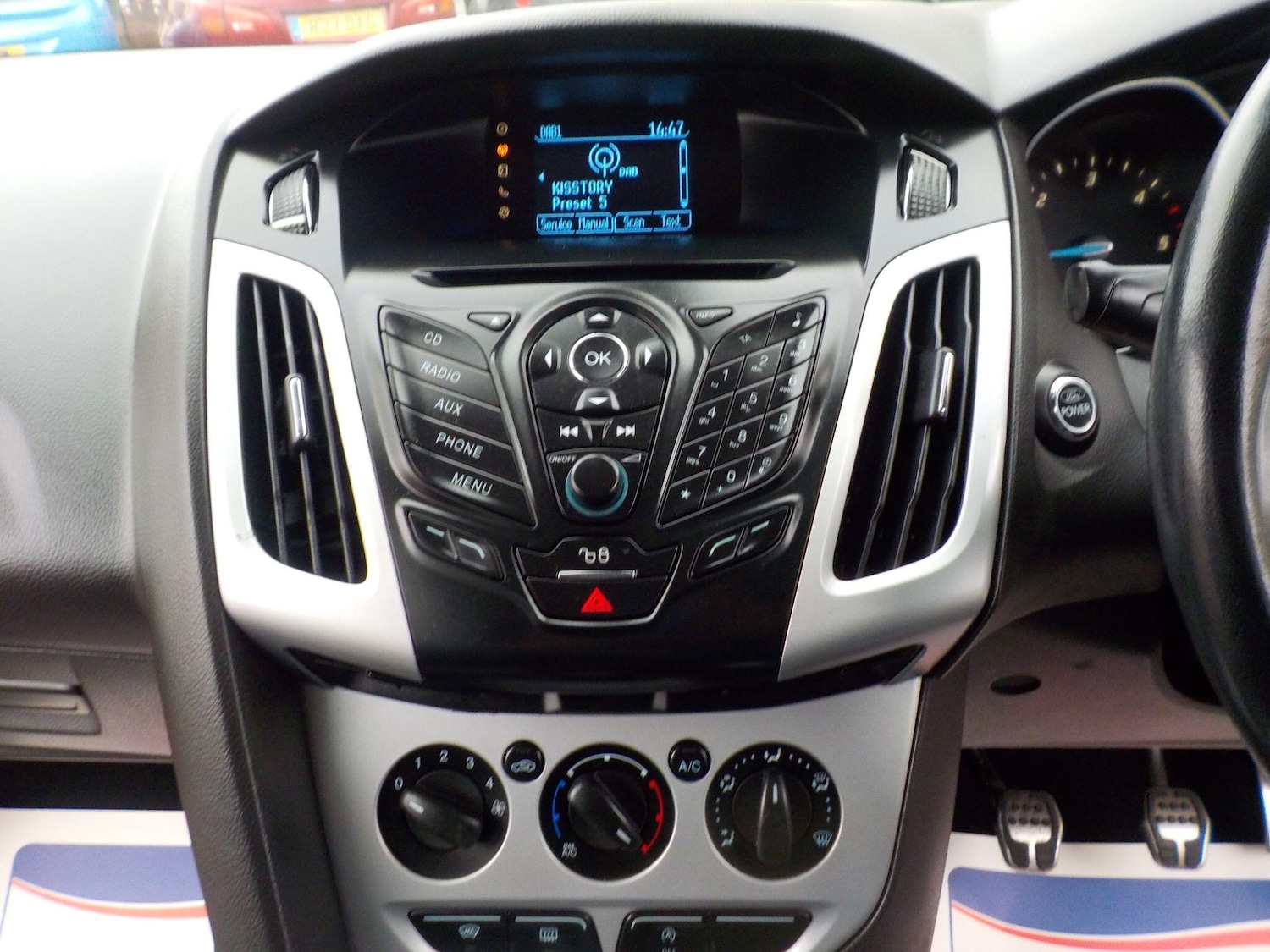 Used Ford Focus 2013 for sale - 77331072: Photo 18