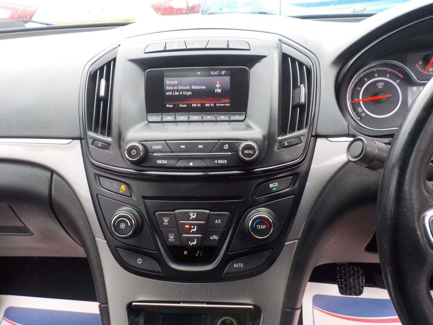 Used Vauxhall Insignia 2017 for sale - 77978405: Photo 13