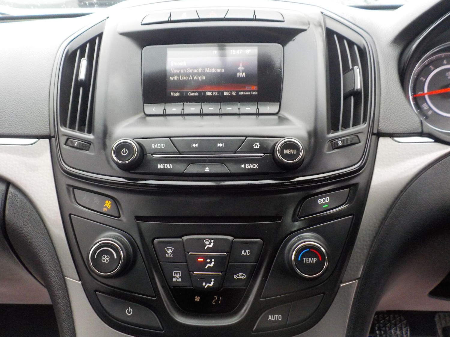 Used Vauxhall Insignia 2017 for sale - 77978405: Photo 18