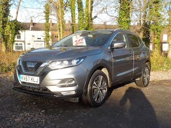 Used Nissan Qashqai 2017 for sale - 77352011: Photo