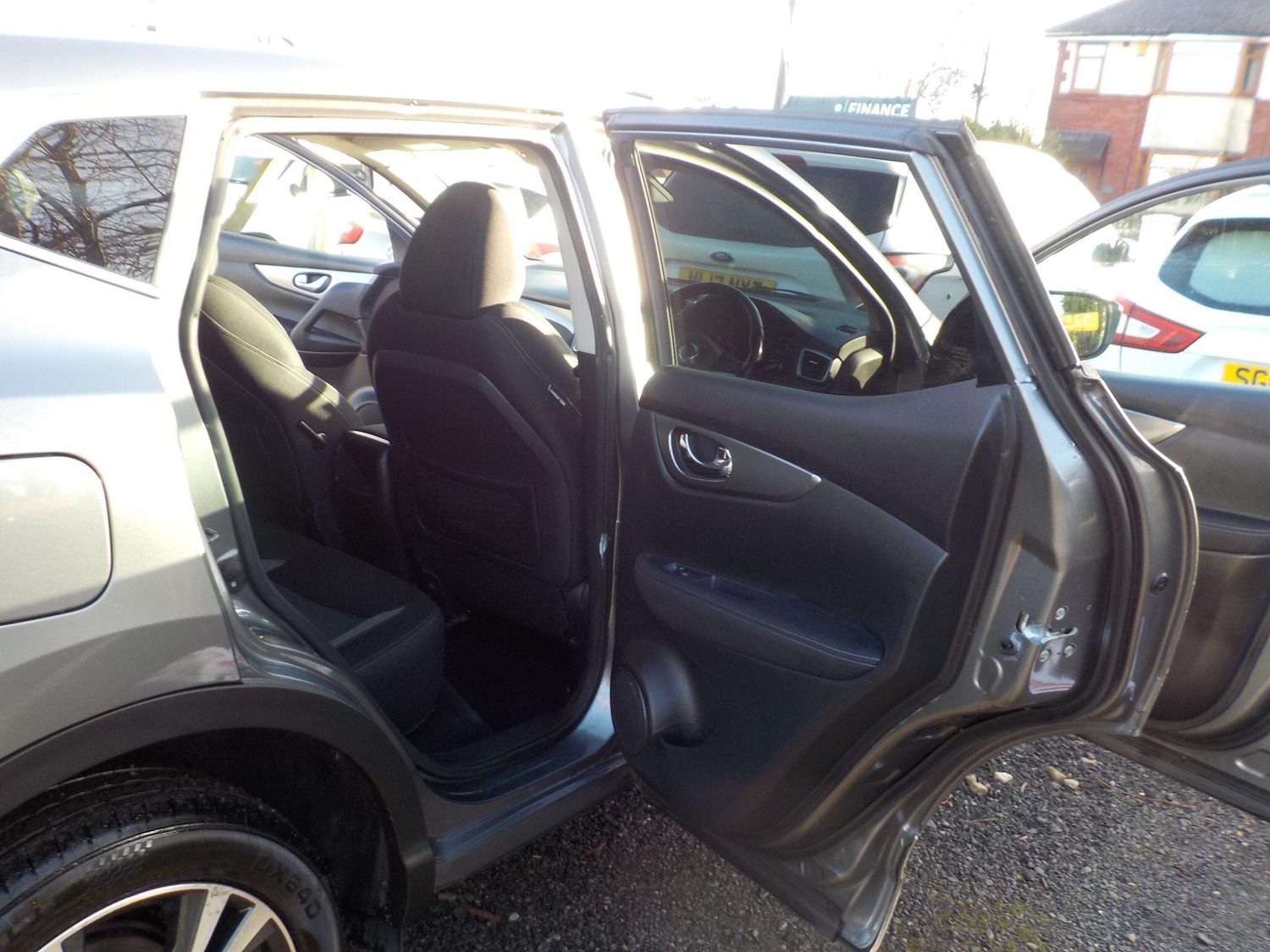 Used Nissan Qashqai 2017 for sale - 77352011: Photo 21