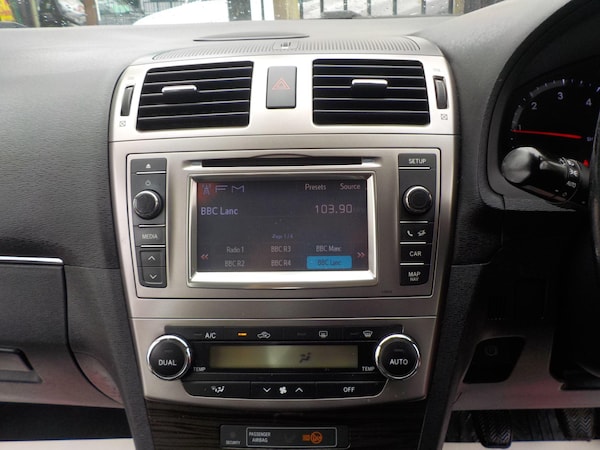 Used Toyota Avensis 2013 for sale - 75258097: Photo 13