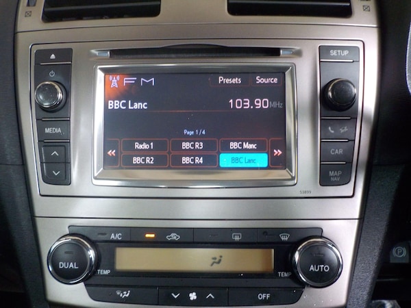 Used Toyota Avensis 2013 for sale - 75258097: Photo 29