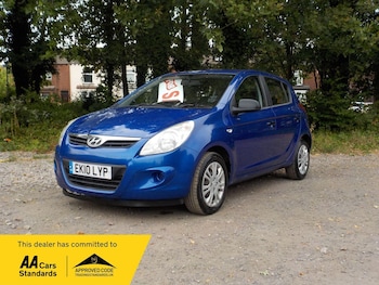 Used Hyundai i20 2010 for sale - 79328885: Photo