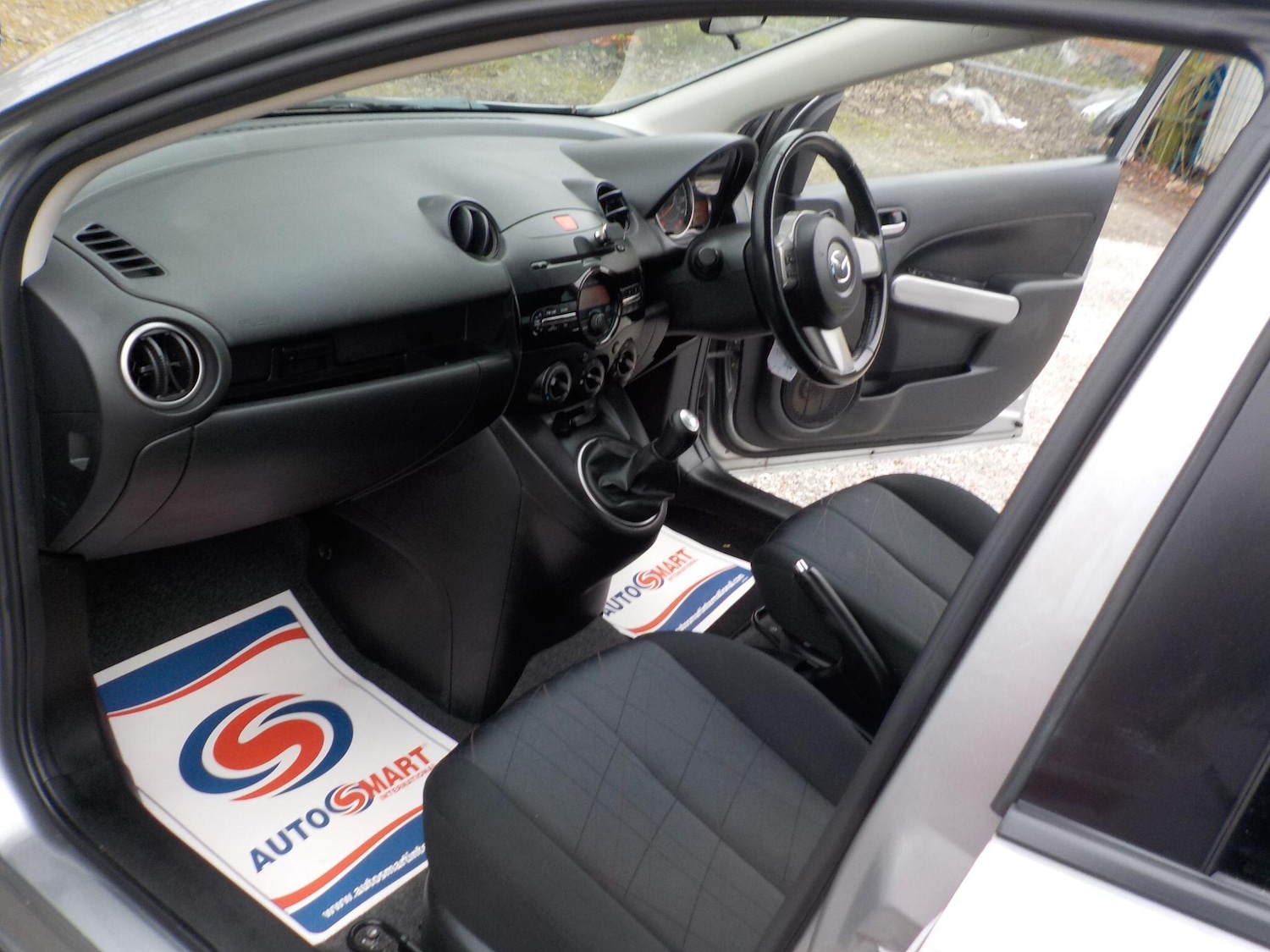 Used Mazda Mazda2 2013 for sale - 78007842: Photo 11