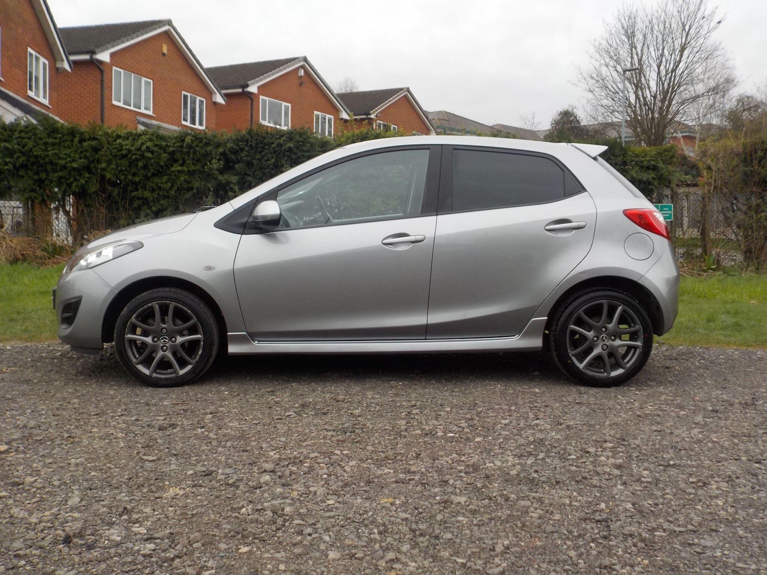 Used Mazda Mazda2 2013 for sale - 78007842: Photo 2
