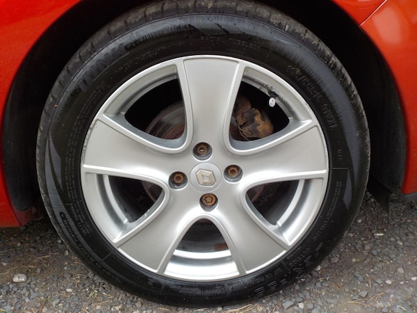 Used Renault Clio 2015 for sale - 75539933: Photo 9