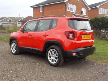 Used Jeep Renegade 2017 for sale - 77768544: Photo