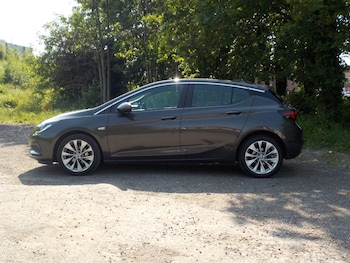 Used Vauxhall Astra 2017 for sale - 78705209: Photo