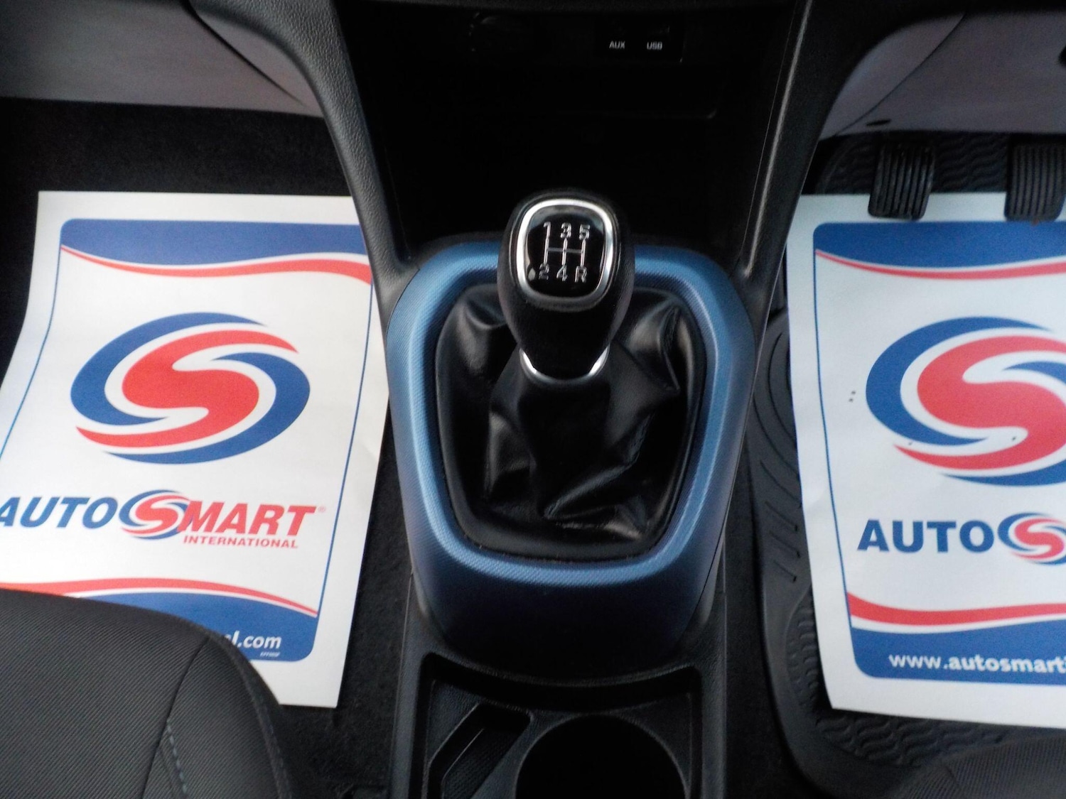 Used Hyundai i10 for sale - 76991608: Photo 15