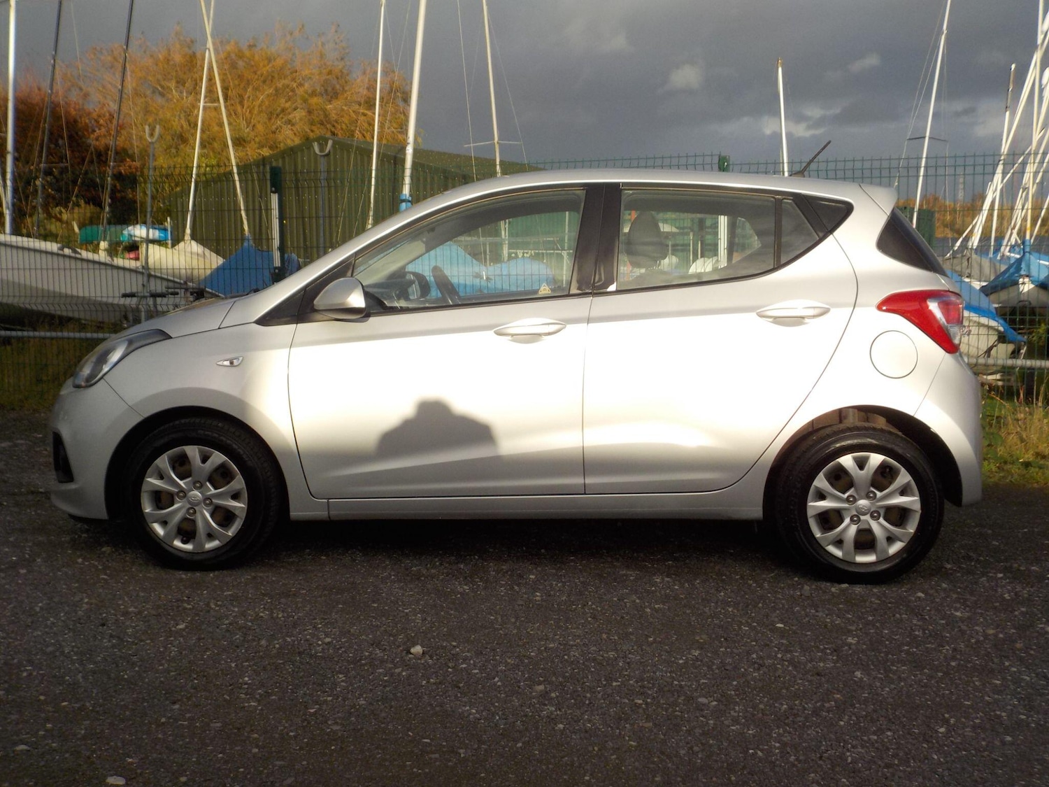 Used Hyundai i10 for sale - 76991608: Photo 2