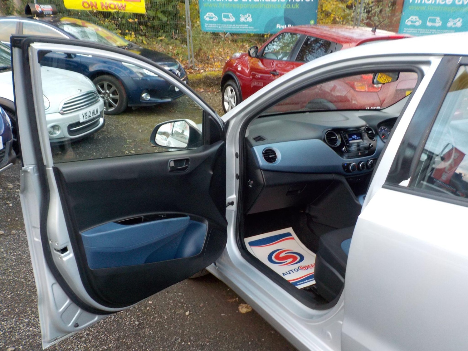 Used Hyundai i10 for sale - 76991608: Photo 27