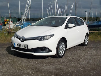2016 (66) - 1.2 VVT-i Business Edition Euro 6 (s/s) 5dr