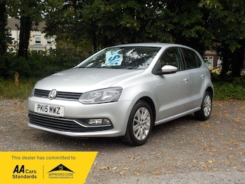Used Volkswagen Polo 2015 for sale - 79336672: Photo