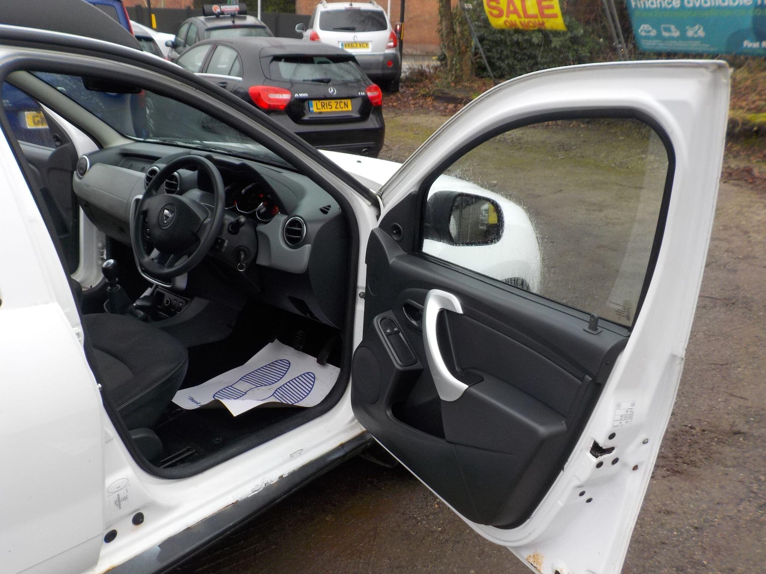 Used Dacia Duster 2014 for sale - 77155502: Photo 17