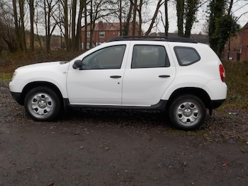 Used Dacia Duster 2014 for sale - 77155502: Photo