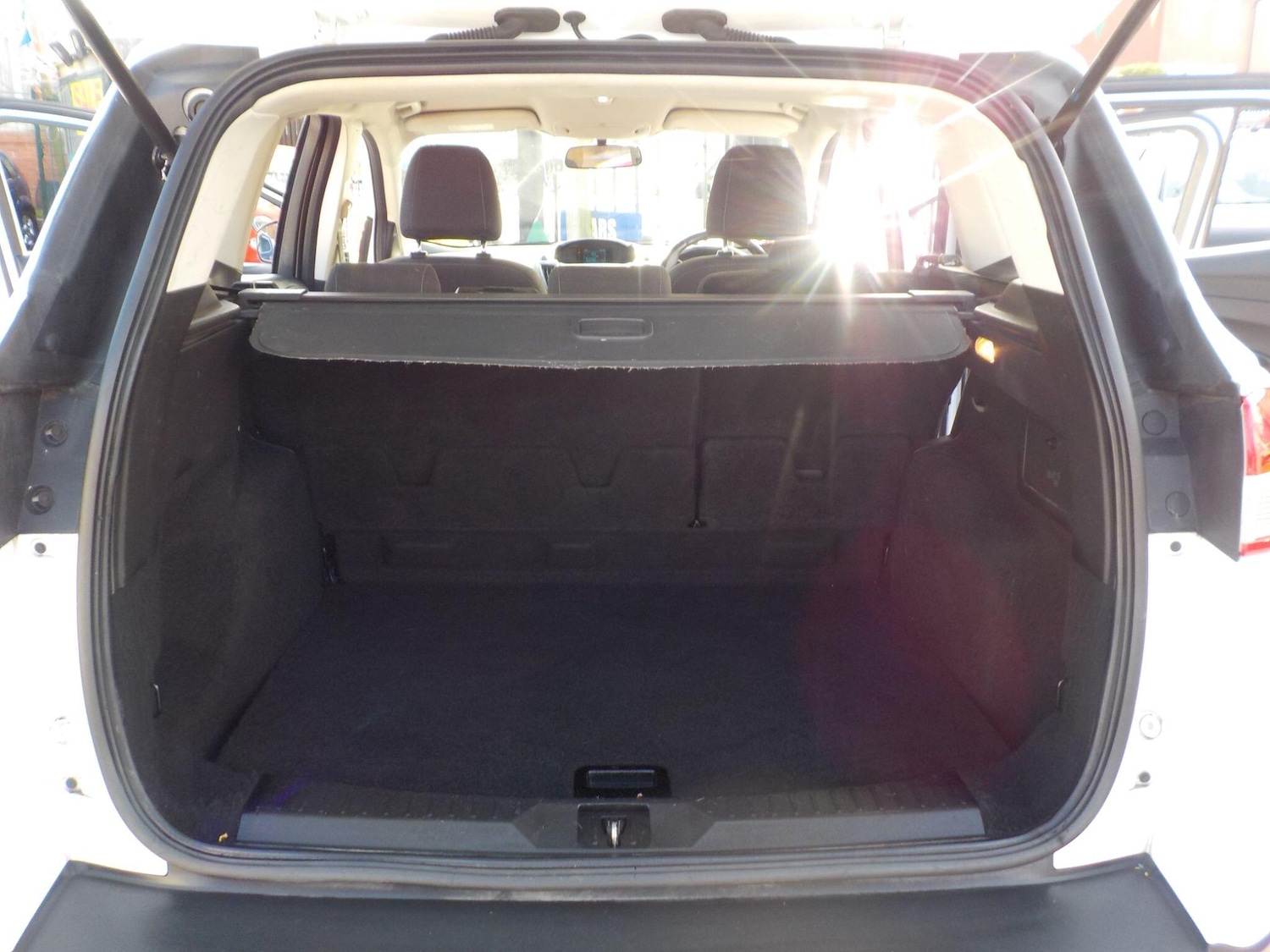 Used Ford Kuga 2015 for sale - 78170941: Photo 23