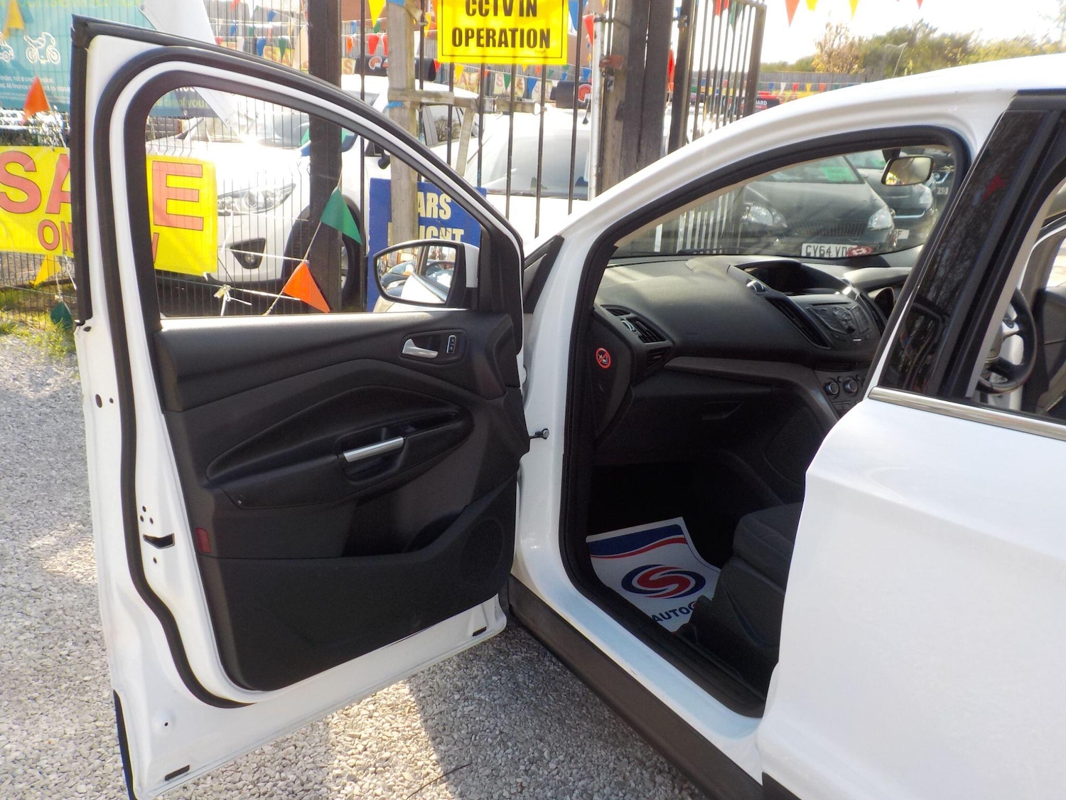 Used Ford Kuga 2015 for sale - 78170941: Photo 28