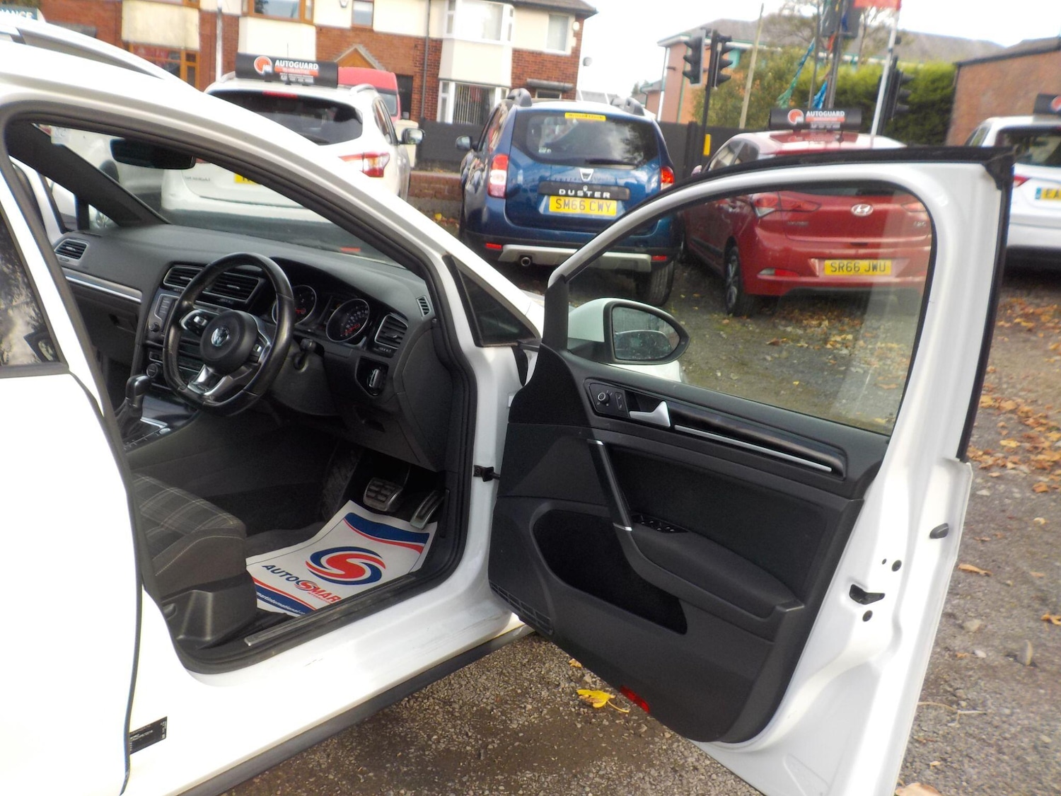 Used Volkswagen Golf 2017 for sale - 76024742: Photo 19