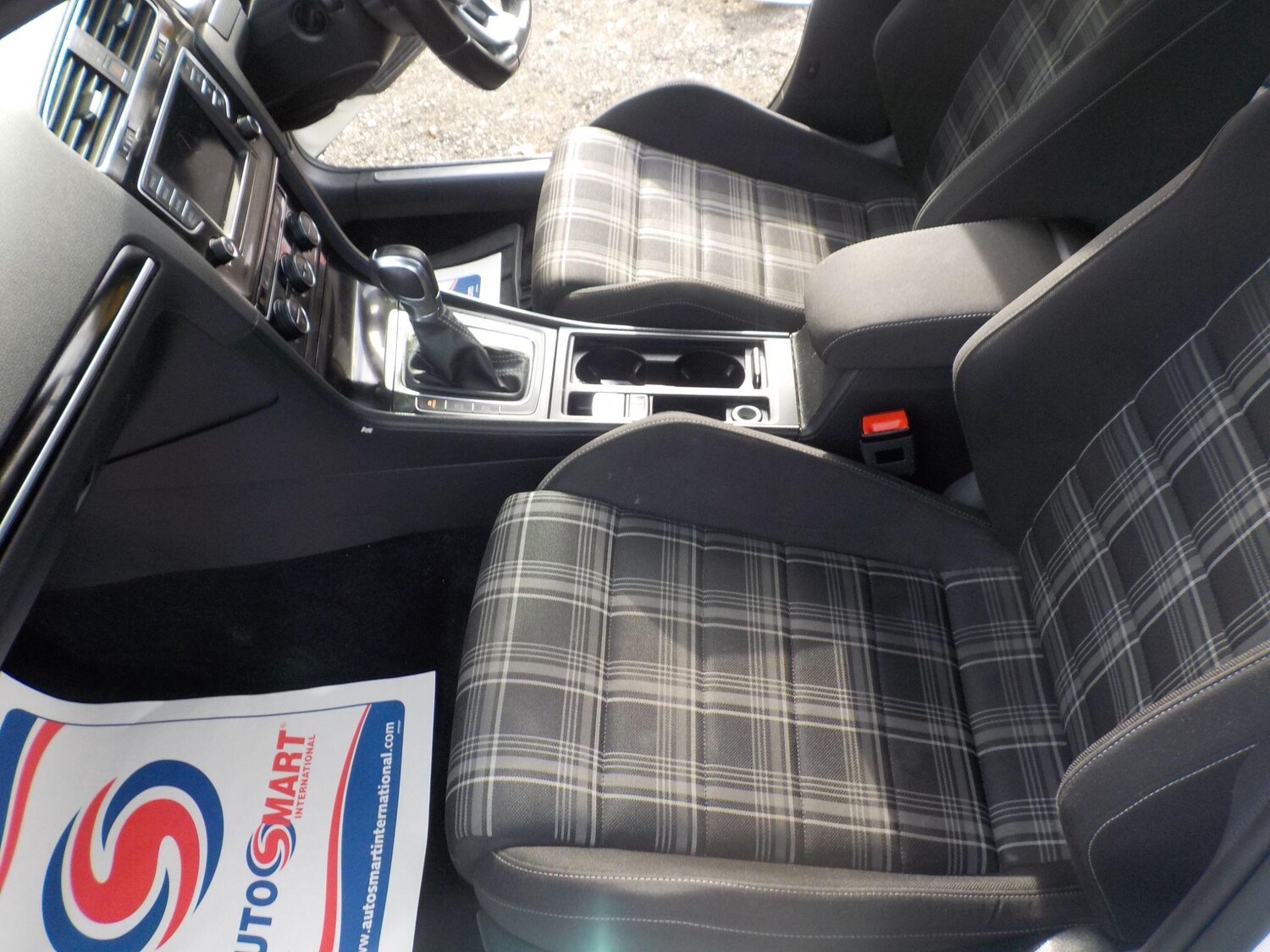 Used Volkswagen Golf 2017 for sale - 76024742: Photo 28